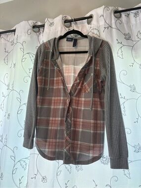 Daytrip Neutral Plaid Knit Top with Gray Trim